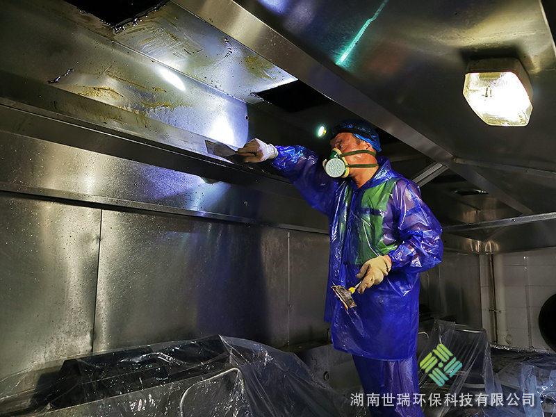 廚房抽排系統清洗 (2)